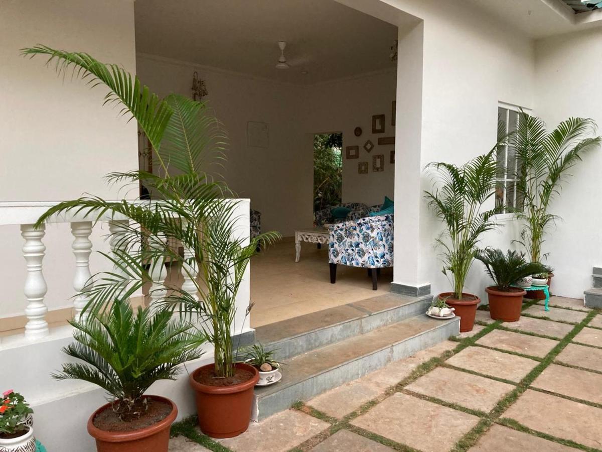 Baywoodgoa -200 Meters From Morjim Beach Eksteriør billede